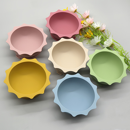 Silicone material, with suction cup base, anti-tipping cat feeder/water bowl - 1 piece