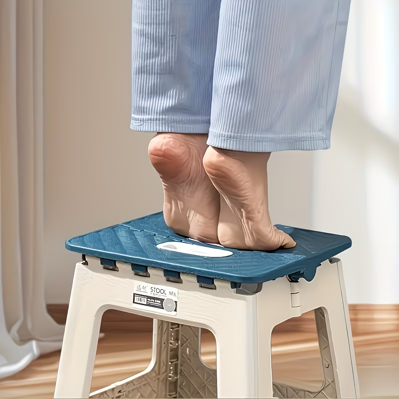 Simple office stool, foldable, easy to store, folding office stool
